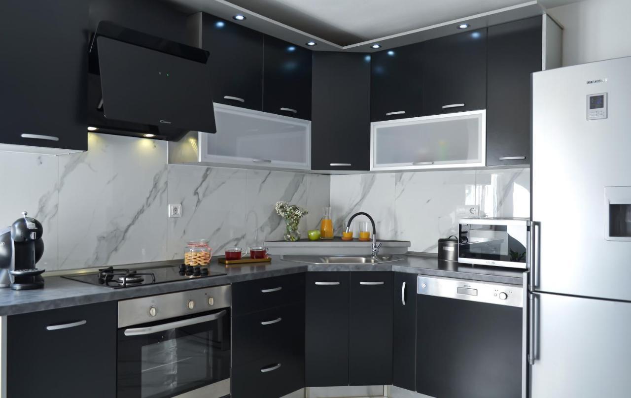 Copacabana Beach Apartments Трогир Экстерьер фото